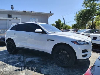 2017 Jaguar F-PACE Premium – miniatura 18