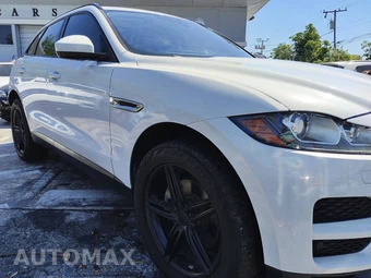 2017 Jaguar F-PACE Premium – miniatura 23