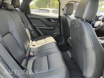 2017 Jaguar F-PACE Premium – miniatura 49