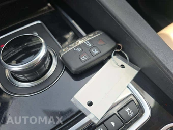 2017 Jaguar F-PACE Premium - miniatura 8