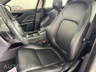 2017 Jaguar F-PACE Premium - miniatura 31