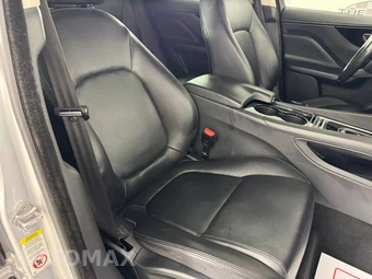 2017 Jaguar F-PACE Premium - miniatura 33