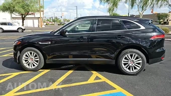 2017 Jaguar F-PACE Prestige – miniatura 3