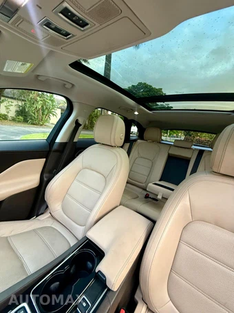 2017 Jaguar F-PACE Prestige - miniatura 14