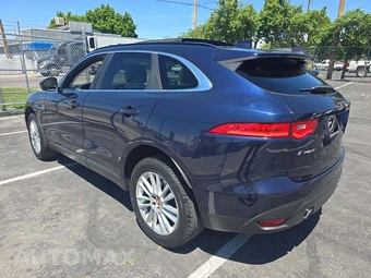 2017 Jaguar F-PACE Prestige – miniatura 2