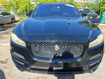 2017 Jaguar F-PACE Prestige – miniatura 14