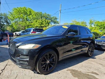2017 Jaguar F-PACE Prestige – miniatura 2