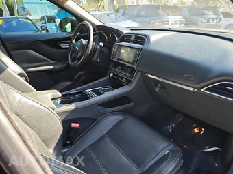 2017 Jaguar F-PACE Prestige – miniatura 49