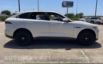 2017 Jaguar F-PACE Prestige – miniatura 4