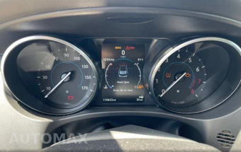 2017 Jaguar F-PACE Prestige – miniatura 9