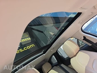 2017 Jaguar F-PACE Prestige - miniatura 17