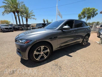 2017 Jaguar F-PACE R-Sport