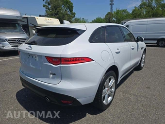 2017 Jaguar F-PACE R-Sport – miniatura 3