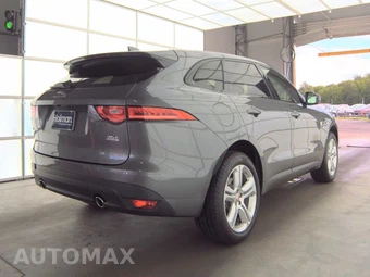 2017 Jaguar F-PACE R-Sport – miniatura 4
