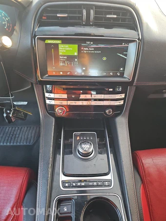 2017 Jaguar F-PACE R-Sport - miniatura 11