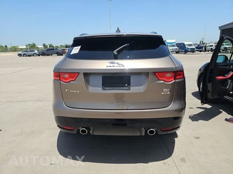 2017 Jaguar F-PACE S – miniatura 5