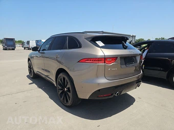 2017 Jaguar F-PACE S – miniatura 6
