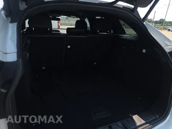 2017 Jaguar F-PACE S – miniatura 16