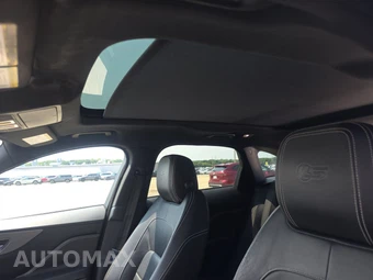 2017 Jaguar F-PACE S – miniatura 18