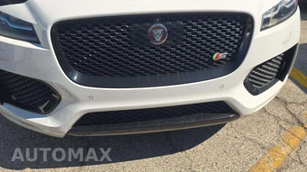 2017 Jaguar F-PACE S – miniatura 21