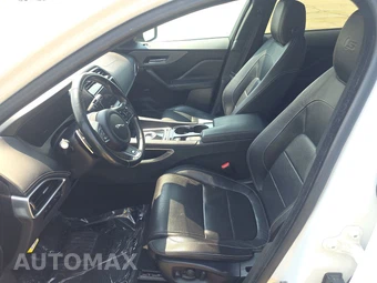 2017 Jaguar F-PACE S – miniatura 7