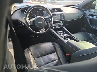 2017 Jaguar F-PACE S – miniatura 11