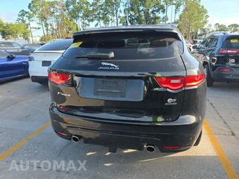2017 Jaguar F-PACE S – miniatura 5