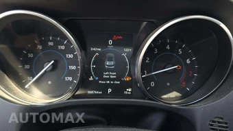 2017 Jaguar F-PACE - miniatura 23