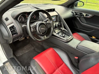 2017 Jaguar F-TYPE R Coupe - miniatura 11