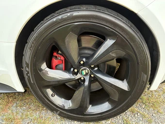 2017 Jaguar F-TYPE R Coupe - miniatura 27