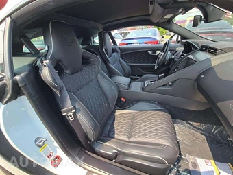 2017 Jaguar F-TYPE SVR Coupe – miniatura 16