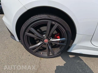 2017 Jaguar F-TYPE SVR Coupe – miniatura 22