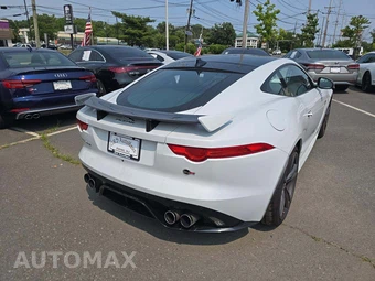 2017 Jaguar F-TYPE SVR Coupe – miniatura 3