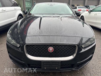 2017 Jaguar XE Premium – miniatura 3