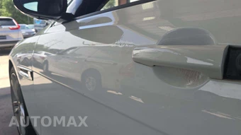 2017 Jaguar XE Premium – miniatura 31