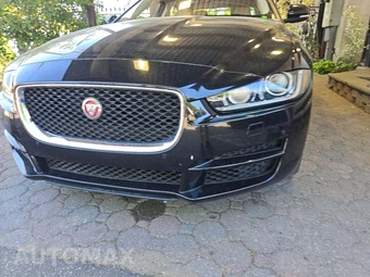 2017 Jaguar XE Prestige – miniatura 21