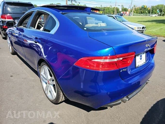 2017 Jaguar XE Prestige - miniatura 2