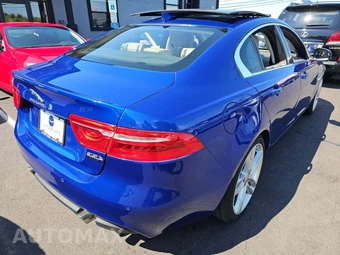 2017 Jaguar XE Prestige - miniatura 3