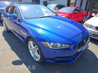 2017 Jaguar XE Prestige - miniatura 4