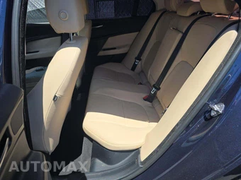 2017 Jaguar XE – miniatura 13