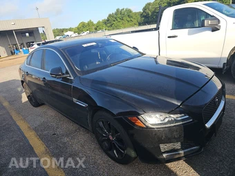 2017 Jaguar XF Premium – miniatura 3