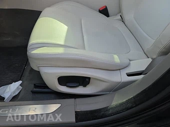 2017 Jaguar XF Premium – miniatura 12