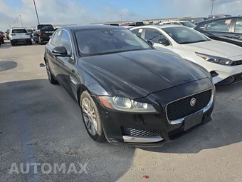 2017 Jaguar XF Premium – miniatura 3