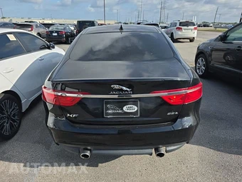 2017 Jaguar XF Premium – miniatura 5