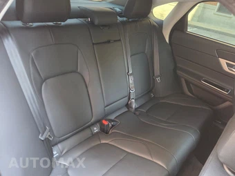 2017 Jaguar XF Premium – miniatura 17
