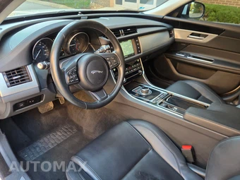 2017 Jaguar XF Premium – miniatura 23