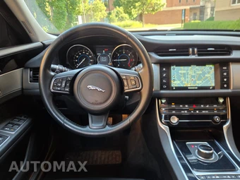 2017 Jaguar XF Premium – miniatura 25