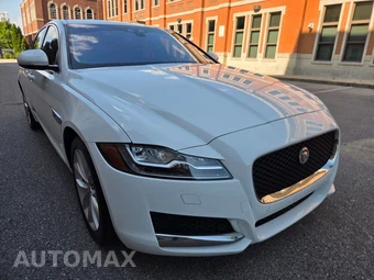 2017 Jaguar XF Premium – miniatura 3