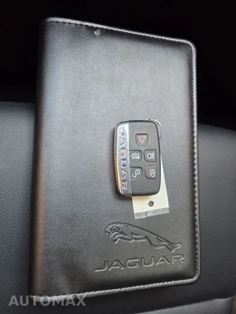 2017 Jaguar XF Premium – miniatura 33