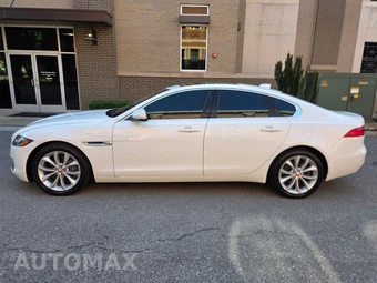 2017 Jaguar XF Premium – miniatura 8